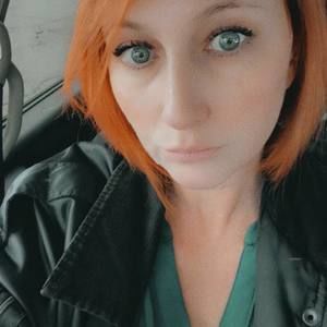 Meet your Posher, Lacey